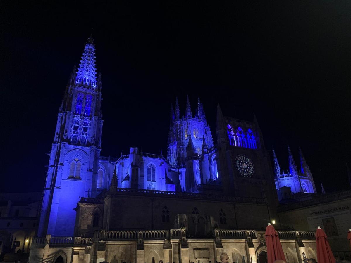 Mirando A La Catedral Desde Plaza Vega Apartment Burgos Exterior photo